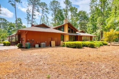 Welcome to this stunning home built in 1978, offering a spacious on Valdosta Country Club in Georgia - for sale on GolfHomes.com, golf home, golf lot