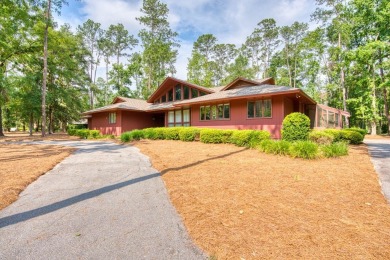 Welcome to this stunning home built in 1978, offering a spacious on Valdosta Country Club in Georgia - for sale on GolfHomes.com, golf home, golf lot