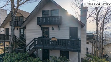 UPDATED mountain condo with sunset and long-range views! This on Beech Mountain Club in North Carolina - for sale on GolfHomes.com, golf home, golf lot