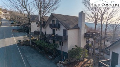 UPDATED mountain condo with sunset and long-range views! This on Beech Mountain Club in North Carolina - for sale on GolfHomes.com, golf home, golf lot