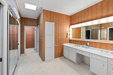 Welcome to this stunning home built in 1978, offering a spacious on Valdosta Country Club in Georgia - for sale on GolfHomes.com, golf home, golf lot
