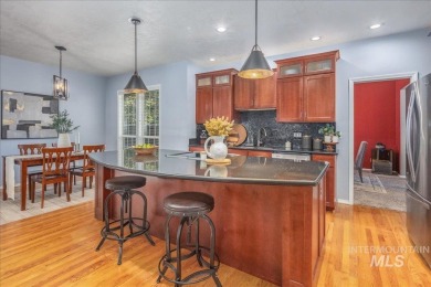 Love where you live in Eagle - mature neighborhood and walking on Eagle Hills Golf Course in Idaho - for sale on GolfHomes.com, golf home, golf lot