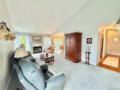 Absolutely perfect! Lovely 3 bedroom, 3 full bath ranch condo on The Captains Club At Woodfield in Michigan - for sale on GolfHomes.com, golf home, golf lot