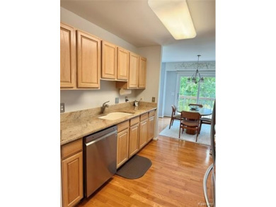 Absolutely perfect! Lovely 3 bedroom, 3 full bath ranch condo on The Captains Club At Woodfield in Michigan - for sale on GolfHomes.com, golf home, golf lot