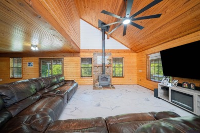 EAST TEXAS DREAM - Fabulous log home with wraparound porches on Southern Hills Golf Club in Texas - for sale on GolfHomes.com, golf home, golf lot