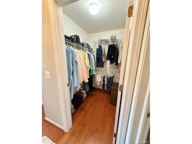 Absolutely perfect! Lovely 3 bedroom, 3 full bath ranch condo on The Captains Club At Woodfield in Michigan - for sale on GolfHomes.com, golf home, golf lot