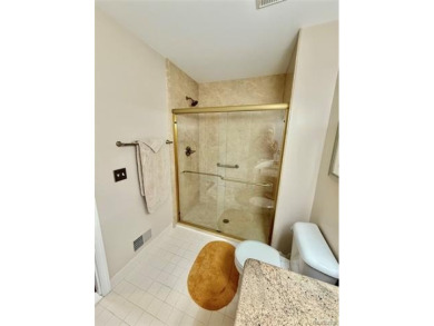 Absolutely perfect! Lovely 3 bedroom, 3 full bath ranch condo on The Captains Club At Woodfield in Michigan - for sale on GolfHomes.com, golf home, golf lot