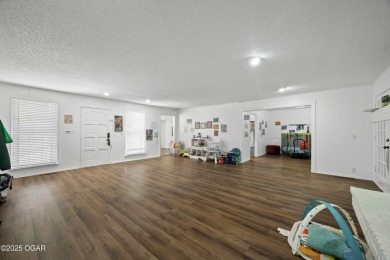 Welcome to this spacious one level 2,500 square foot home on Briarbrook Golf Course in Missouri - for sale on GolfHomes.com, golf home, golf lot