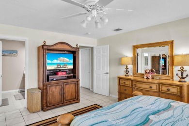 Motivated Seller - Optional Dry Boat Slip!Spacious 3 bed, 2 bath on Key Colony Beach Golf Course in Florida - for sale on GolfHomes.com, golf home, golf lot
