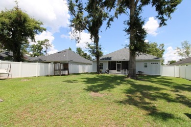 Check out this BEAUTIFULLY UPDATED 3 bed 2 bath home in South on Francis Lake Golf Club in Georgia - for sale on GolfHomes.com, golf home, golf lot