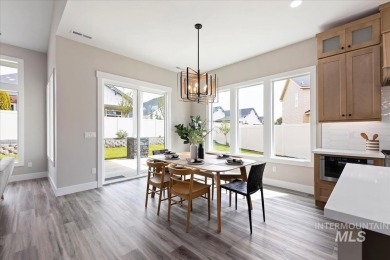 Newly built custom home on cul-de-sac in quiet subdivision on River Birch Golf Course in Idaho - for sale on GolfHomes.com, golf home, golf lot