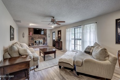 Move-in ready and full of charm! This beautifully maintained on Briarbrook Golf Course in Missouri - for sale on GolfHomes.com, golf home, golf lot