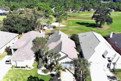 Located in the desirable Marcus Pointe Golf Community, this on Marcus Pointe Golf Club in Florida - for sale on GolfHomes.com, golf home, golf lot