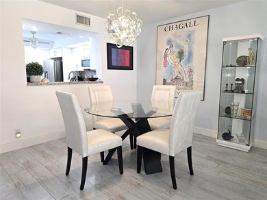 2/2  LUXURY MODEL IN PRESTIGIOUS ARUBA VILLAGE! BLDG HAS NO on Wynmoor Golf Course in Florida - for sale on GolfHomes.com, golf home, golf lot