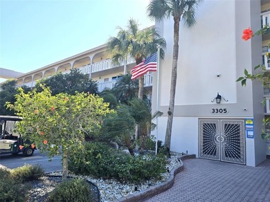 2/2  LUXURY MODEL IN PRESTIGIOUS ARUBA VILLAGE! BLDG HAS NO on Wynmoor Golf Course in Florida - for sale on GolfHomes.com, golf home, golf lot