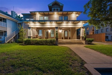 Set On An Expansive 75x150 Lot, This Rare 4-Plex Combines on Stevens Park Golf Course in Texas - for sale on GolfHomes.com, golf home, golf lot