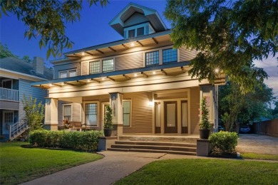 Set On An Expansive 75x150 Lot, This Rare 4-Plex Combines on Stevens Park Golf Course in Texas - for sale on GolfHomes.com, golf home, golf lot