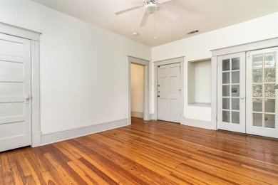 Set On An Expansive 75x150 Lot, This Rare 4-Plex Combines on Stevens Park Golf Course in Texas - for sale on GolfHomes.com, golf home, golf lot