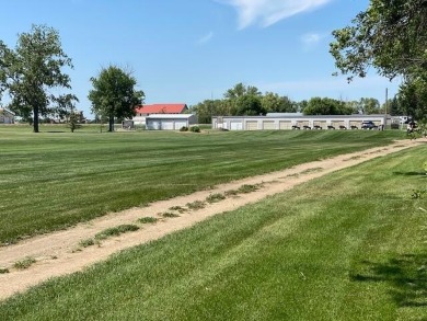 Take a look at this attractive ranch style home located adjacent on Split Rock Country Club in South Dakota - for sale on GolfHomes.com, golf home, golf lot