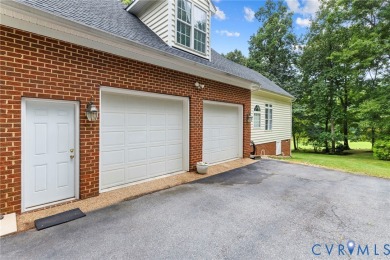 Beautifully updated and maintained, first-floor primary home on on Highlands Golfers Club in Virginia - for sale on GolfHomes.com, golf home, golf lot