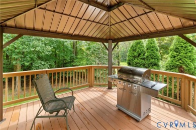 Beautifully updated and maintained, first-floor primary home on on Highlands Golfers Club in Virginia - for sale on GolfHomes.com, golf home, golf lot