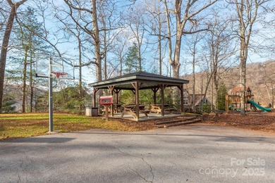 Welcome to High Vista, a secure, private, gated golf community on High Vista Country Club in North Carolina - for sale on GolfHomes.com, golf home, golf lot