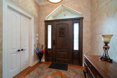 Nestled in quiet cul-de-sac in Fairway Oaks Subdivision with on The Challenge at Oak Forest in Texas - for sale on GolfHomes.com, golf home, golf lot