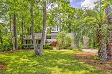 Estate Sale. Full size wooded homesite with golf views behind on Dolphin Head Golf Club in South Carolina - for sale on GolfHomes.com, golf home, golf lot