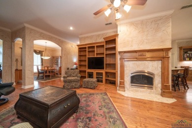 Nestled in quiet cul-de-sac in Fairway Oaks Subdivision with on The Challenge at Oak Forest in Texas - for sale on GolfHomes.com, golf home, golf lot
