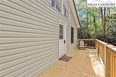 Linville Land Harbor cottage ready for your summer on the on Land Harbor Golf Course in North Carolina - for sale on GolfHomes.com, golf home, golf lot