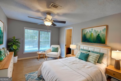 Charming 3-bedroom, 2-bath home in the desirable Turtle Cove on Turtle Cove Golf Course in Georgia - for sale on GolfHomes.com, golf home, golf lot