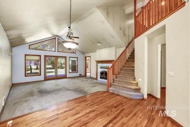 Charming home with Prime Location in McCall, backing up to the on McCall Municipal Golf Course in Idaho - for sale on GolfHomes.com, golf home, golf lot