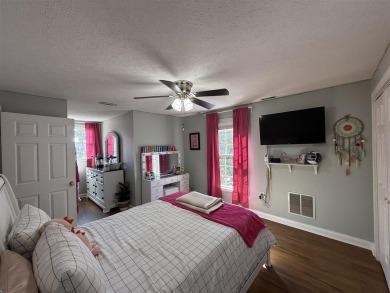 Beautiful Move in Ready Home on the Hidden Valley Golf Course! on  in Kentucky - for sale on GolfHomes.com, golf home, golf lot