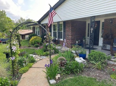 Welcome to this stunning 4-bedroom, 2-bath ranch in the on Four Seasons Country Club in Missouri - for sale on GolfHomes.com, golf home, golf lot