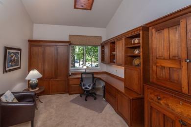 Escape to this tranquil 2-story townhome in a gated community on Widgi Creek Golf Club in Oregon - for sale on GolfHomes.com, golf home, golf lot