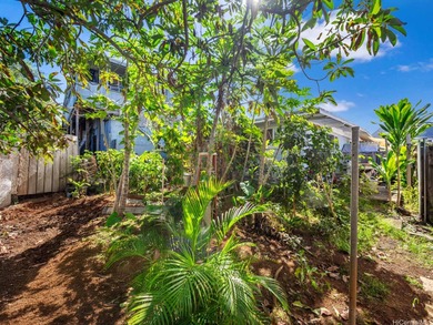 Full of opportunity! 45-245 Iole Street is a 10-unit apartment on Bayview Golf Park in Hawaii - for sale on GolfHomes.com, golf home, golf lot