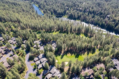 Escape to this tranquil 2-story townhome in a gated community on Widgi Creek Golf Club in Oregon - for sale on GolfHomes.com, golf home, golf lot