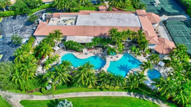 Charming Lakeview home in Aberdeen Country Club. This delightful on Aberdeen Golf and Country Club in Florida - for sale on GolfHomes.com, golf home, golf lot