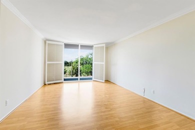 Beautifully updated 2-bedroom, 2-bathroom condo featuring an on The Club at Emerald Hills in Florida - for sale on GolfHomes.com, golf home, golf lot