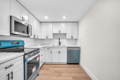 Beautiful fully renovated 2-bedroom, 2-bath penthouse featuring on The Club at Emerald Hills in Florida - for sale on GolfHomes.com, golf home, golf lot