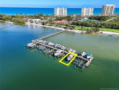 Boaters, take note-this oceanfront 3BD, 2BA condo at the Regency on Island Dunes Country Club in Florida - for sale on GolfHomes.com, golf home, golf lot