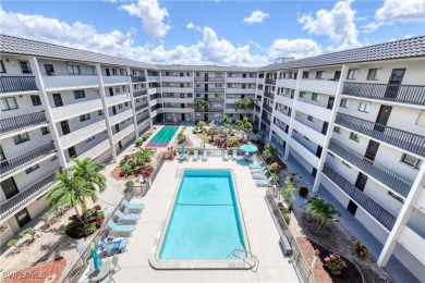 **Looking for a condo with a pop of style? Welcome to unit 401 on Fort Myers Country Club in Florida - for sale on GolfHomes.com, golf home, golf lot