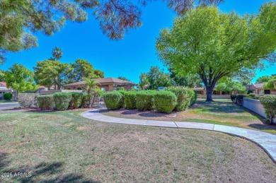 Beautifully updated 2 bed, 2 bath home with a rare 2-car garage on Westbrook Village Golf Club in Arizona - for sale on GolfHomes.com, golf home, golf lot