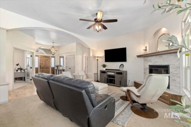 Beautiful split-bedroom home in Ashford Greens is a golfer's on Lakeview Golf Club in Idaho - for sale on GolfHomes.com, golf home, golf lot