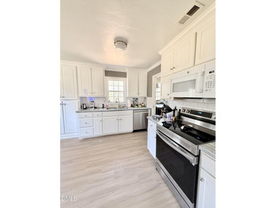 Great Opportunity to Buy the Fixer-Upper You've Been Looking on River Golf and Country Club at Lake Royale in North Carolina - for sale on GolfHomes.com, golf home, golf lot