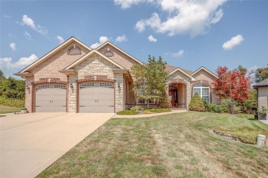 Welcome to this Custom Executive Home located in the Patio Homes on Far Oaks Golf Club in Illinois - for sale on GolfHomes.com, golf home, golf lot