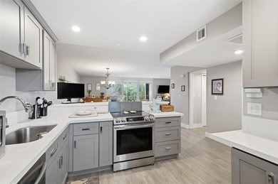 Beautifully updated third-floor condo in desirable Palm-Aire on  in Florida - for sale on GolfHomes.com, golf home, golf lot