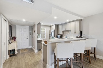 Beautifully updated third-floor condo in desirable Palm-Aire on  in Florida - for sale on GolfHomes.com, golf home, golf lot