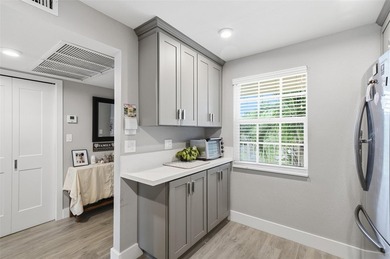 Beautifully updated third-floor condo in desirable Palm-Aire on  in Florida - for sale on GolfHomes.com, golf home, golf lot