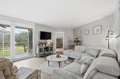 Beautifully updated third-floor condo in desirable Palm-Aire on  in Florida - for sale on GolfHomes.com, golf home, golf lot